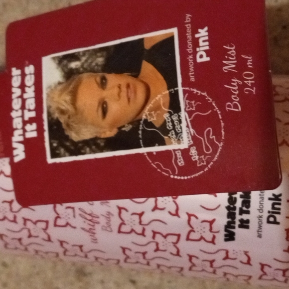 Freesia By Pink Singer - Picture 3 of 9